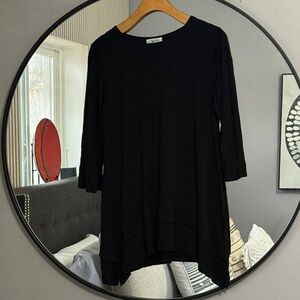NWT Black  Women's Tunic Top
